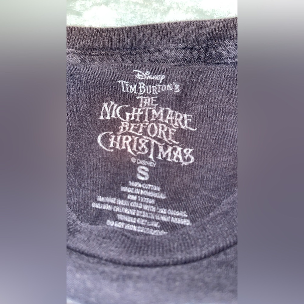 Disney’s Tim Burton Nightmare Before Christmas Graphic Tee Small, 100% Cotton - Picture 6 of 6